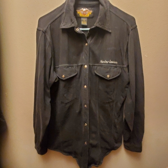 Womens size M Harley Davidson snap down long sleeve shirt. - Picture 7 of 11